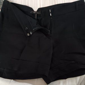 BCBG MAXAZRIA BLACK SHORTS SIZE 12